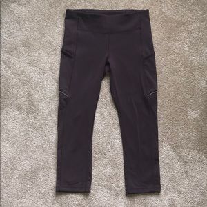 Lululemon Speed Up Crop!